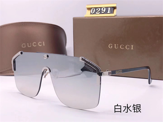 Gucci Sunglass A 075